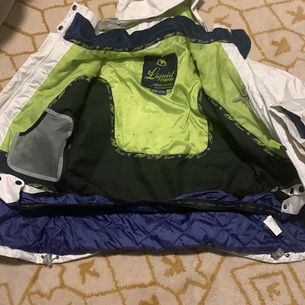 Ski or snowboard Jacket - Picture 4 of 8